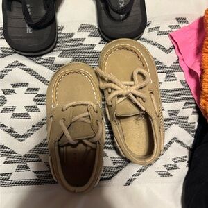 Baby sperrys